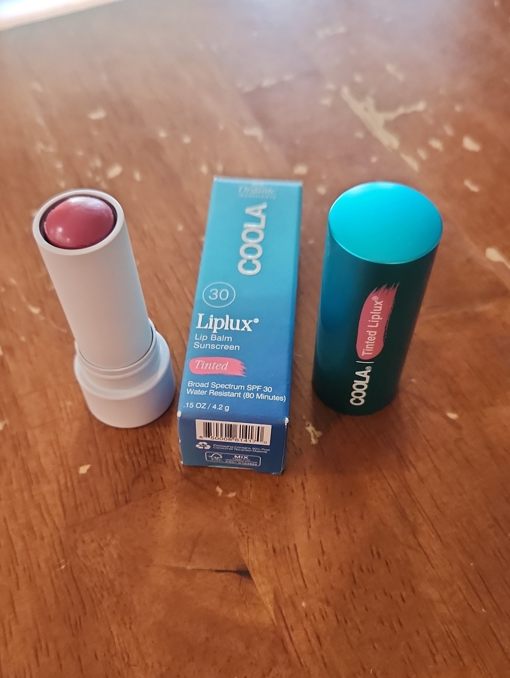 COOLA Tinted Organic Liplux Classic Sunscreen Lip Balm SPF 30 NIB Unused